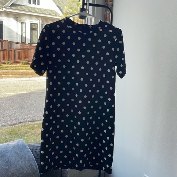 Forever 21 black and white polka dot dress. Super cute and flattering. - Picture 2 of 3